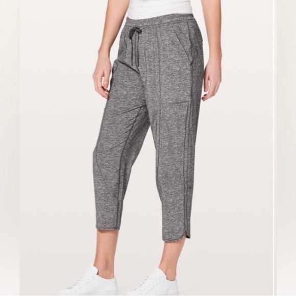 Lululemon Final Play Crop EUC size 12 - Picture 2 of 9